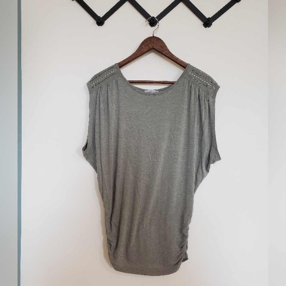 Drop shoulder, casual shirt
